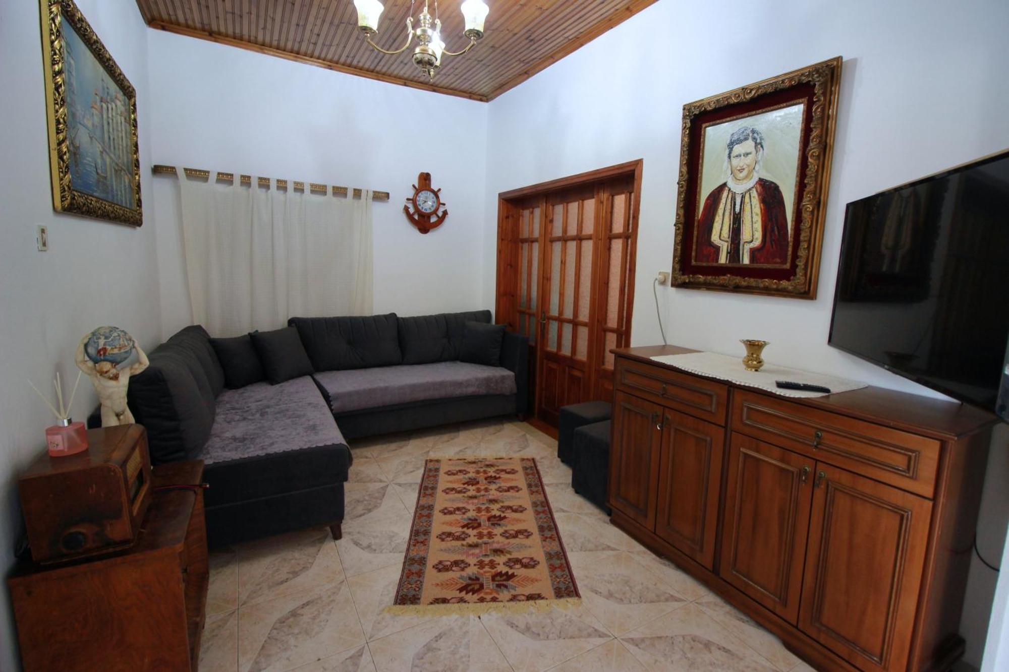 Emblematic House Apartment 2 Gjirokastër Eksteriør billede